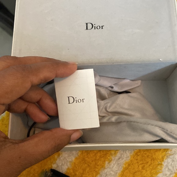 DIOR❌❌ SUNGLASSES💯 authentic - Picture 5 of 8